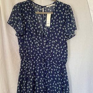 NWT Francesca’s navy blue floral dress